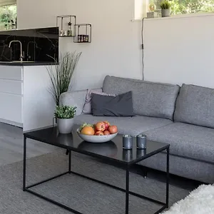 Lägenhet Landvetter Apartment 