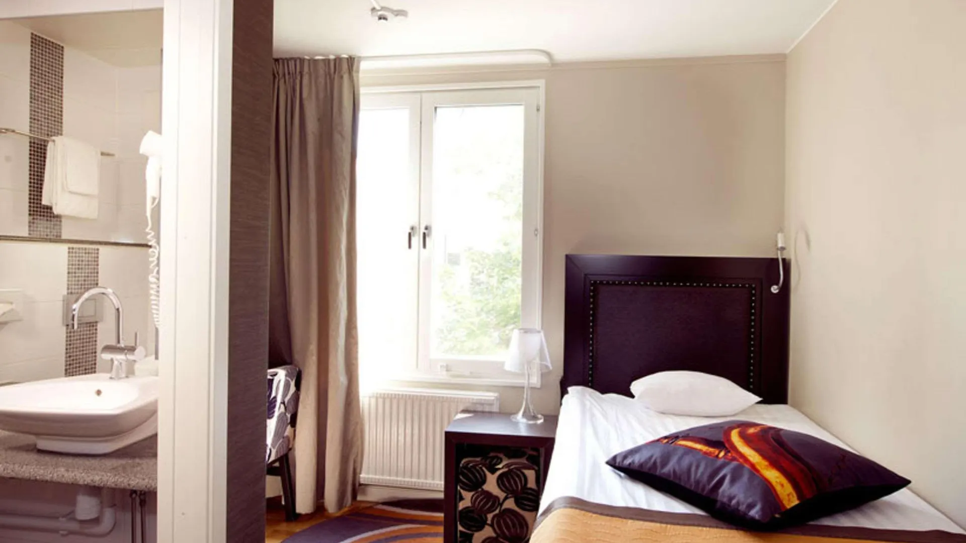 Home Hotel Tapto Stockholm 4*,